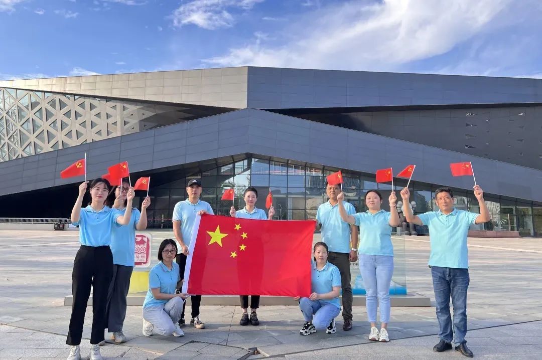 喜報(bào) | 蘇體實(shí)業(yè)揚(yáng)州項(xiàng)目部榮獲“江蘇省工人先鋒號(hào)”